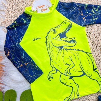 Linha Praia - Conj. Blusa Manga Longa Dino Rex e Sunga com Proteção UV50+ - Verde Fluorescente 